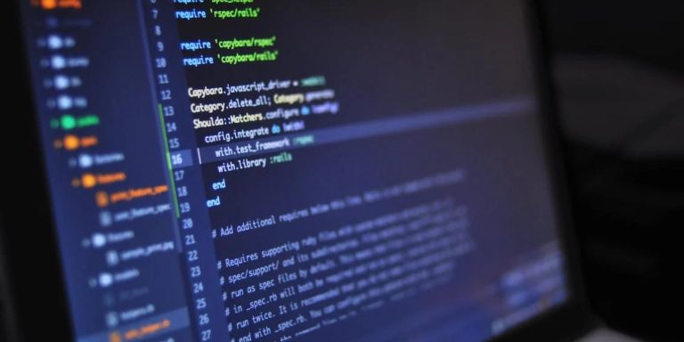 Soporte técnico para oficinas: qué incluye y cuándo conviene un servicio externo